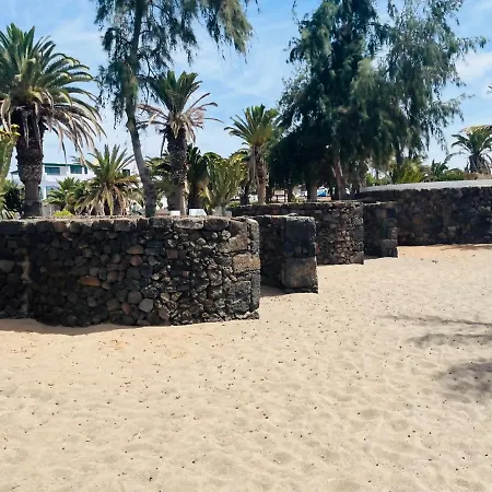 Trinity House En Playa Bastian * Costa Teguise