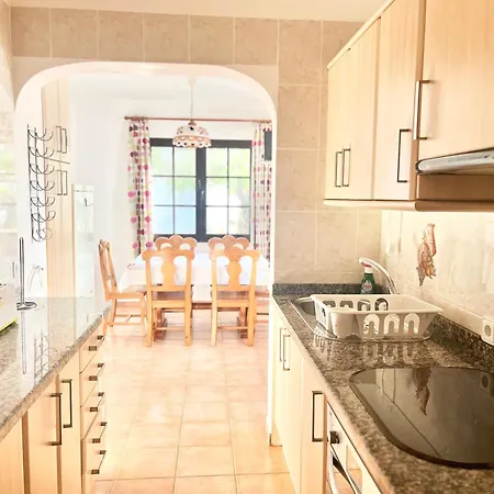 Holiday home Trinity House En Playa Bastian *